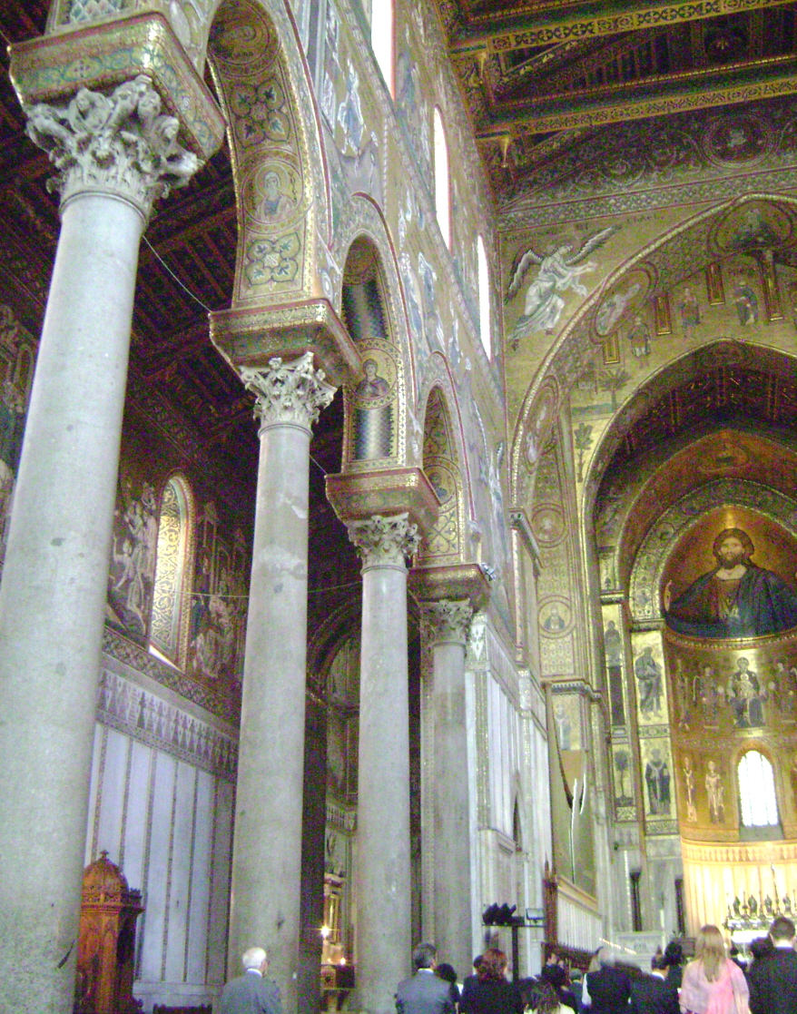 L'intérieur de la cathédrale (duomo) de Monreale 