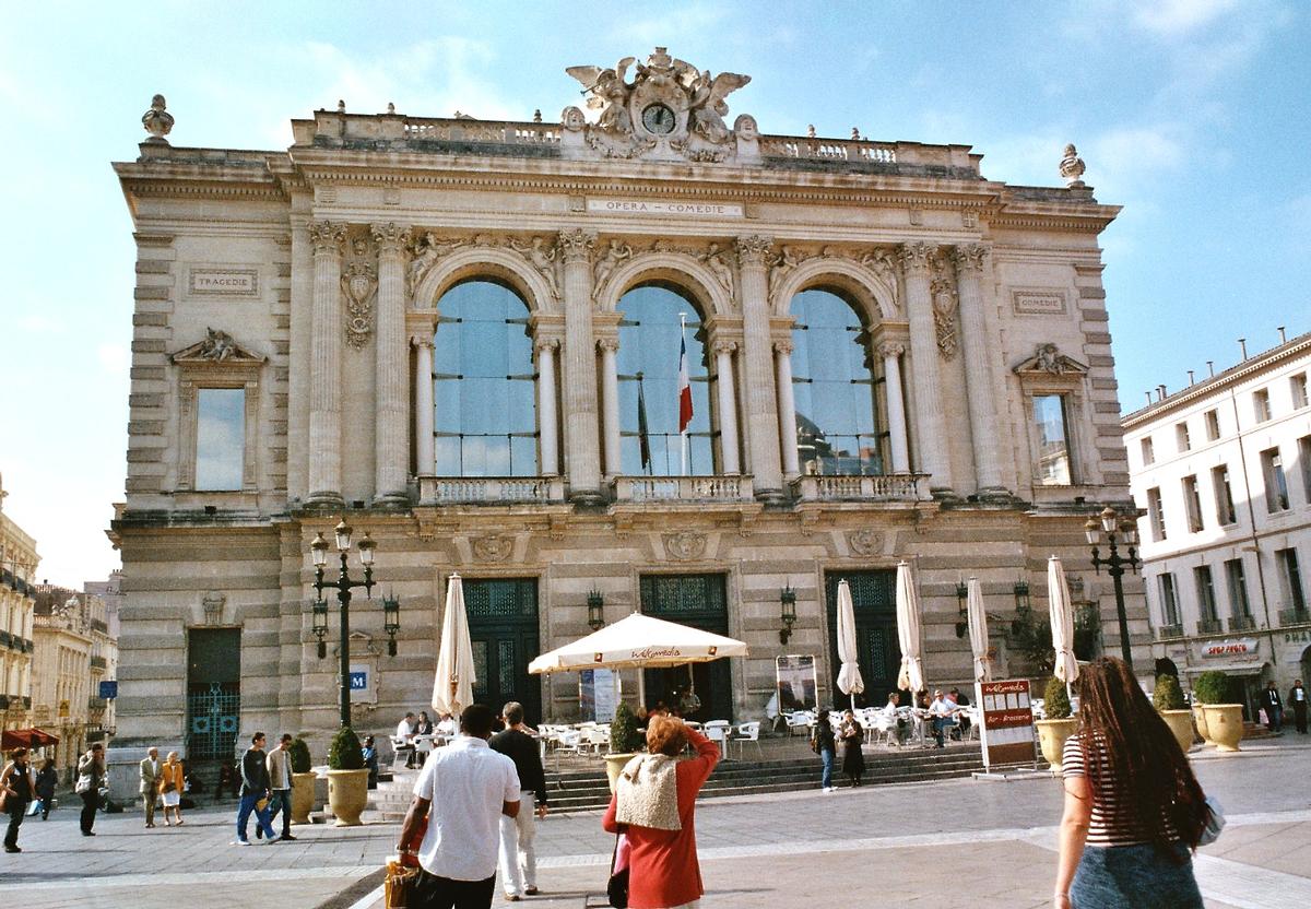 La façade de l'Opéra de Montpellier, place de la Comédie 