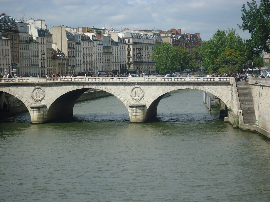 Saint-Michel Bridge 