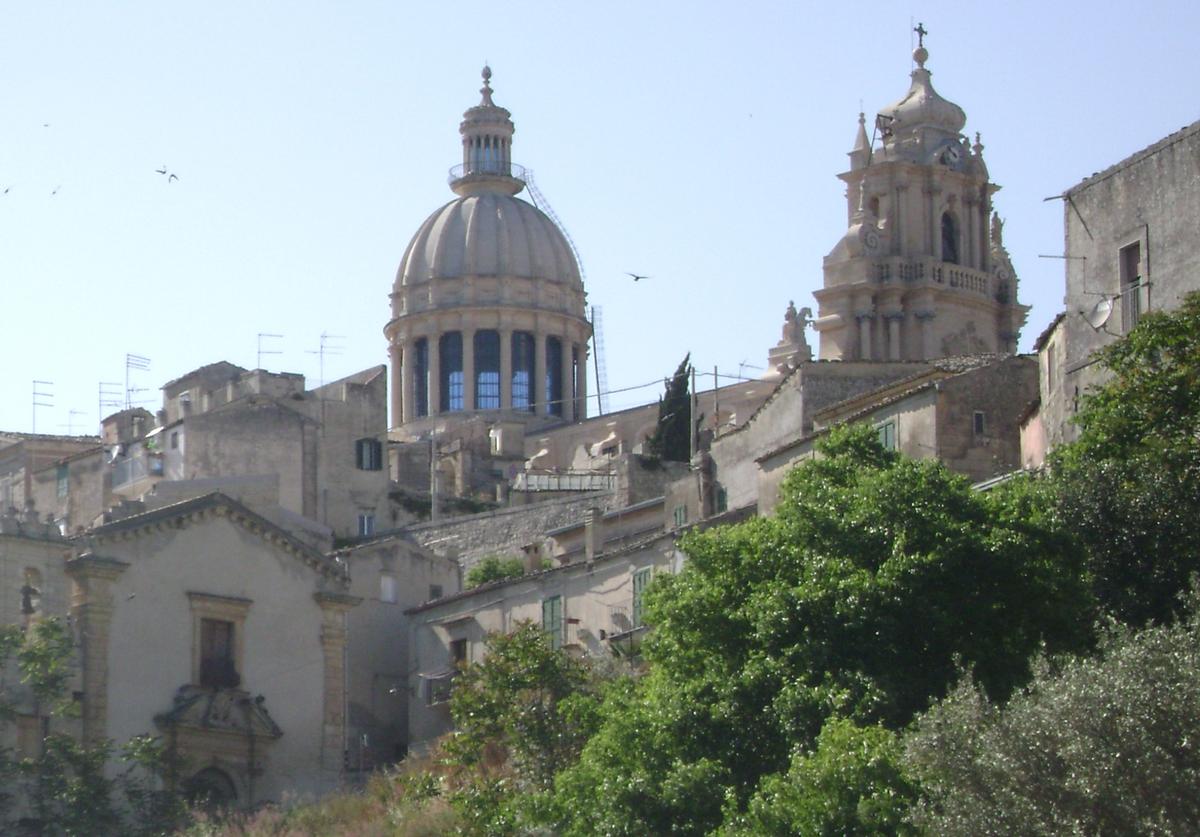 La cathédrale (duomo) San Giorgio à Ragusa Ibla 