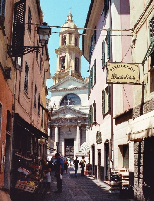 Le Duomo (cathédrale) de Rapallo (province de Gènes) 