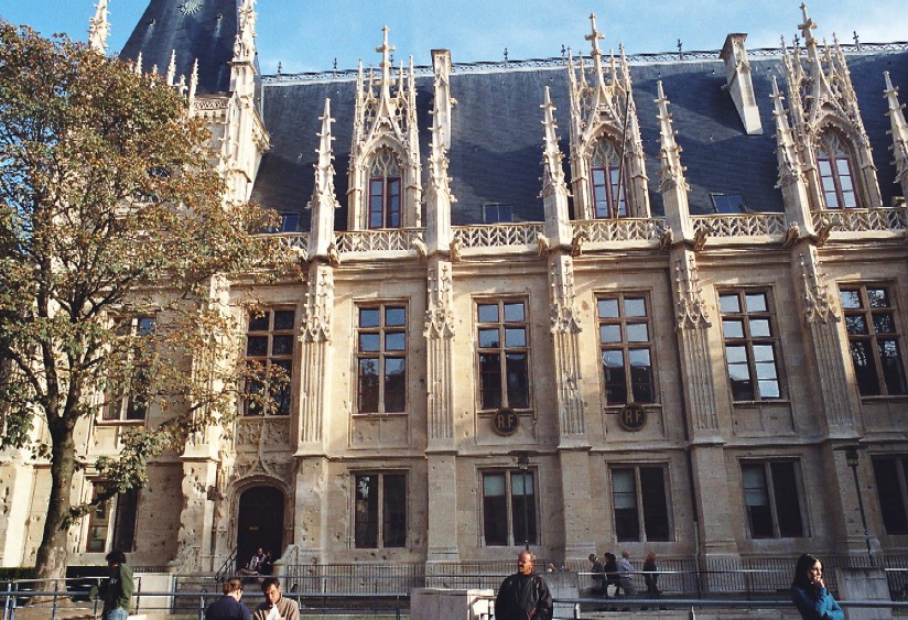 Le palais de Justice, ancien Parlement de Normandie à Rouen de style gothique flamboyant 