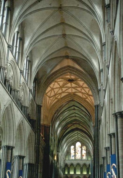 La voûte (gothique) de la cathédrale de Salisbury 