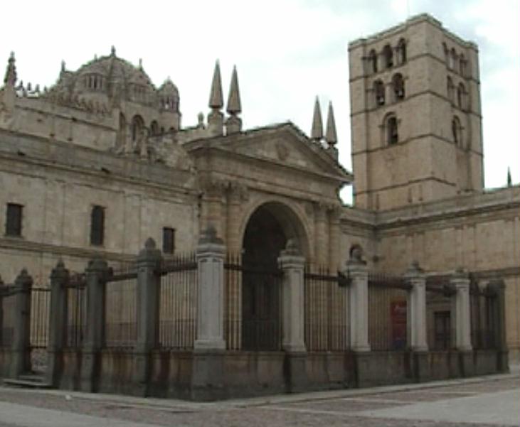 La cathédrale de Zamora (Castille-et-Léon), côtés nord et est 