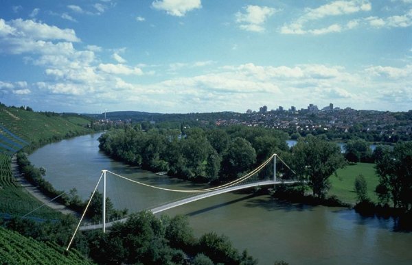 Max Eyth Lake Pedestrian Bridge in Stuttgart 