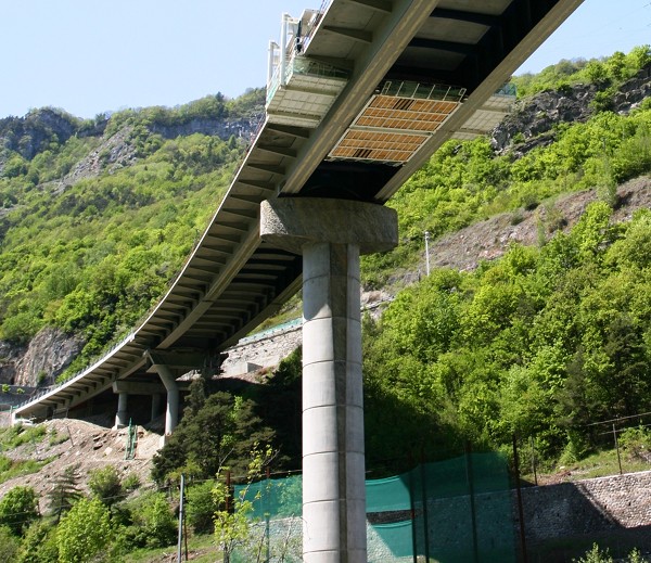Centron-Viadukt (flußabwärts) 