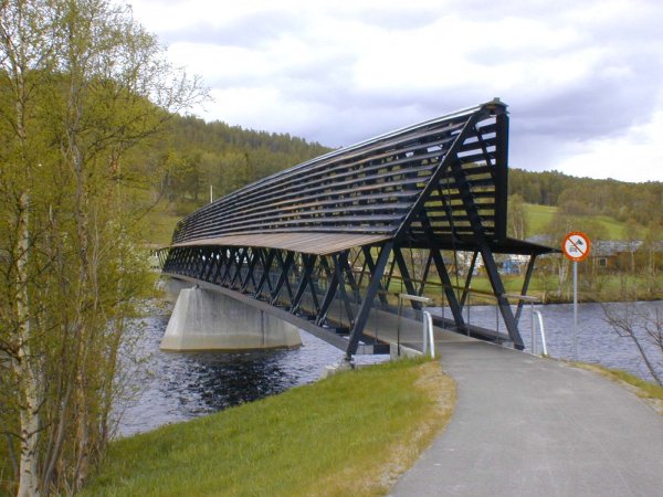 Fußgängerbrücke Os, Norwegen 