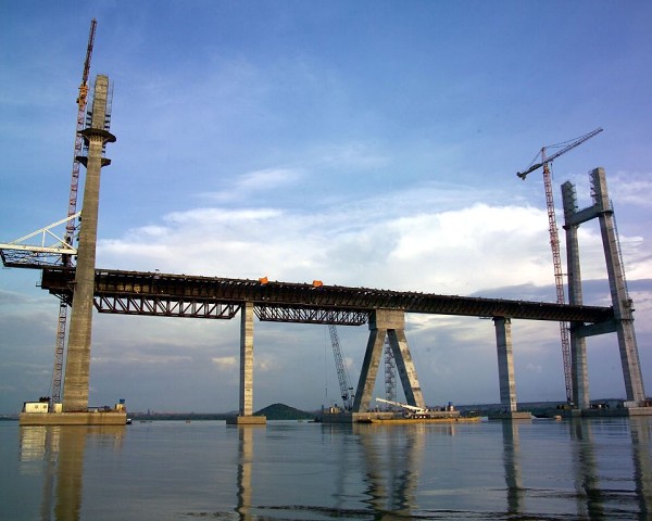 Zweite OrinicobrückeMittelstück 