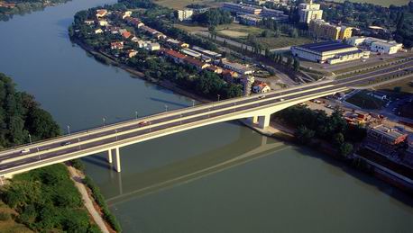 Maribor Drava river bridge 