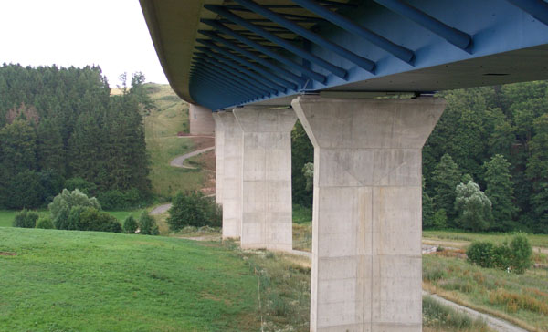 Fernüberwachungssystem Robo®Control an der Steinbachtalbrücke 