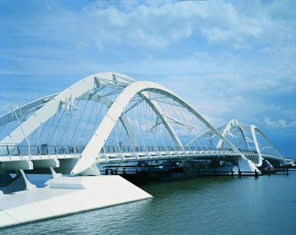 Enneus Heerma Bridge 