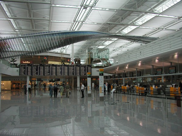 Aéroport de Munich: Aérogare 2 - Hall central 