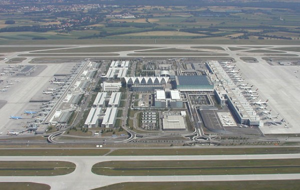 Aéroport de Munich: section passager avec tarmac 