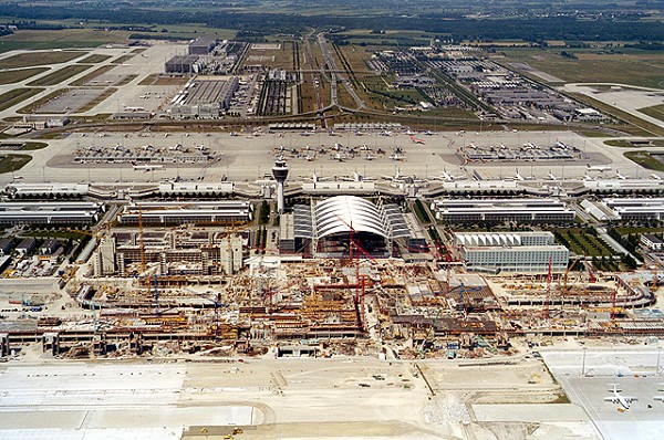 Munich Airport: Terminal 2 construction site 
