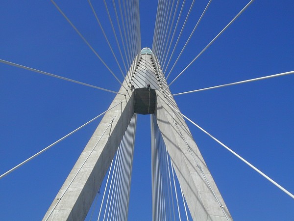 Uddevalla-BrückeInstallation eines Leitbleches zur Enteisung 