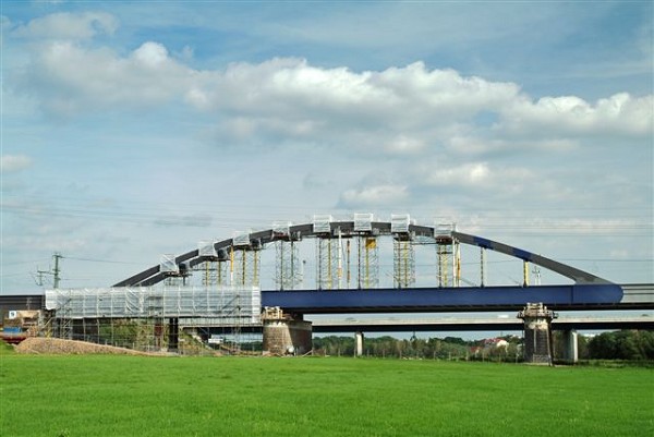 Nouveau pont ferroviaire de Riesa 