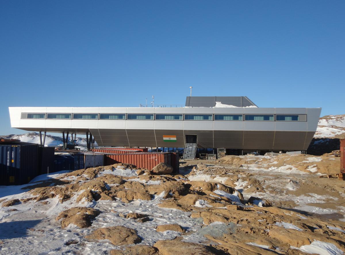 New Indian Research Station on Larsemann Hills, Antarctica 