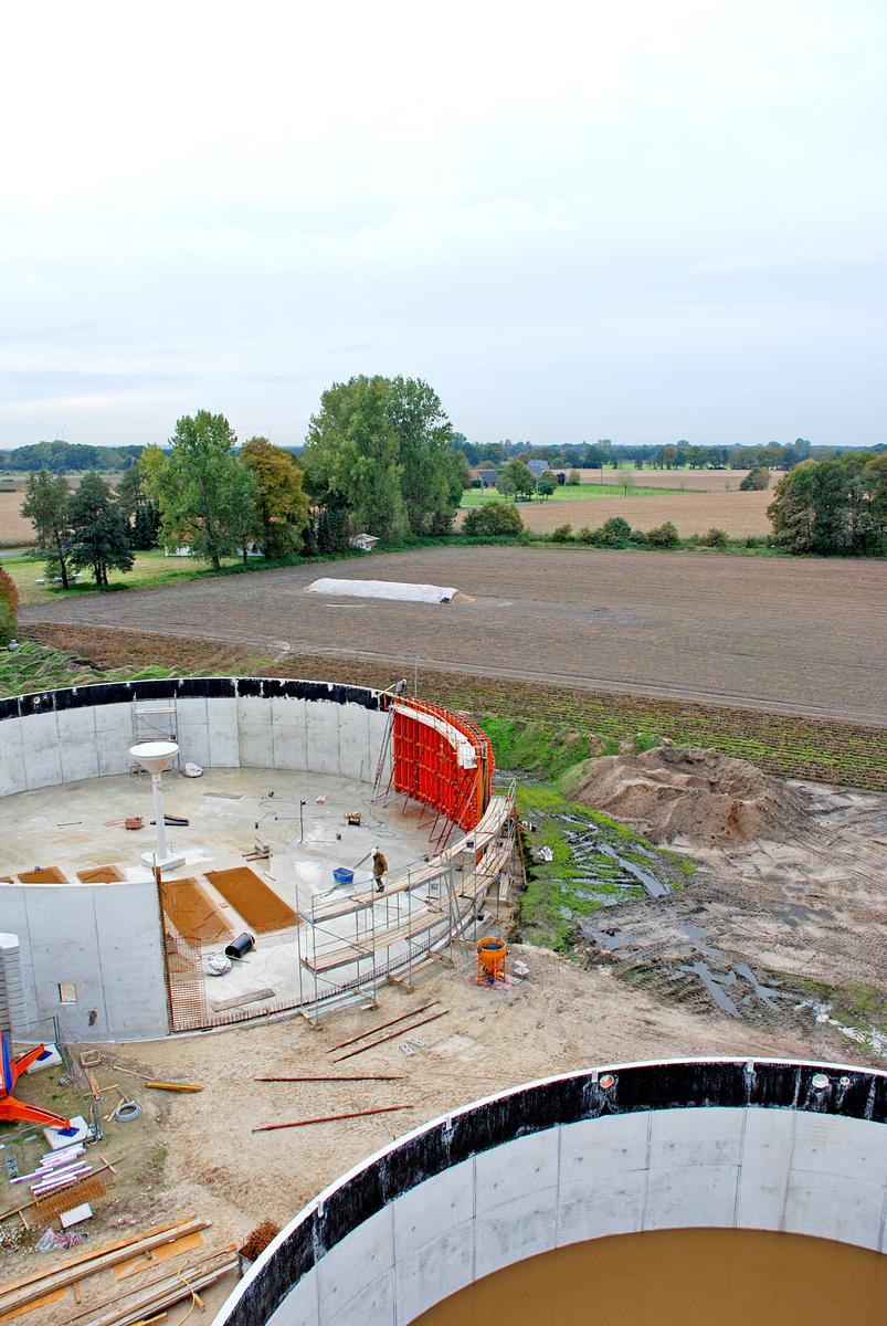 Aus dem Feld in den Tank: Biogas-Anlagen bringen saubere Energie und boomen dank Förderprogrammen 