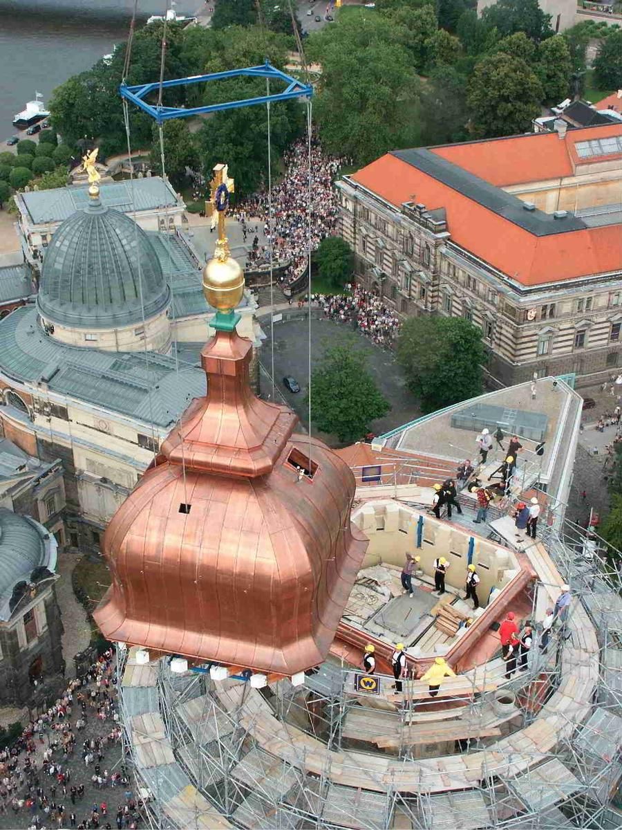 Frauenkirche in Dresden: Know-how und Edelstahl von M-CONSTRUCT verbergen sich im Inneren der Kuppel 