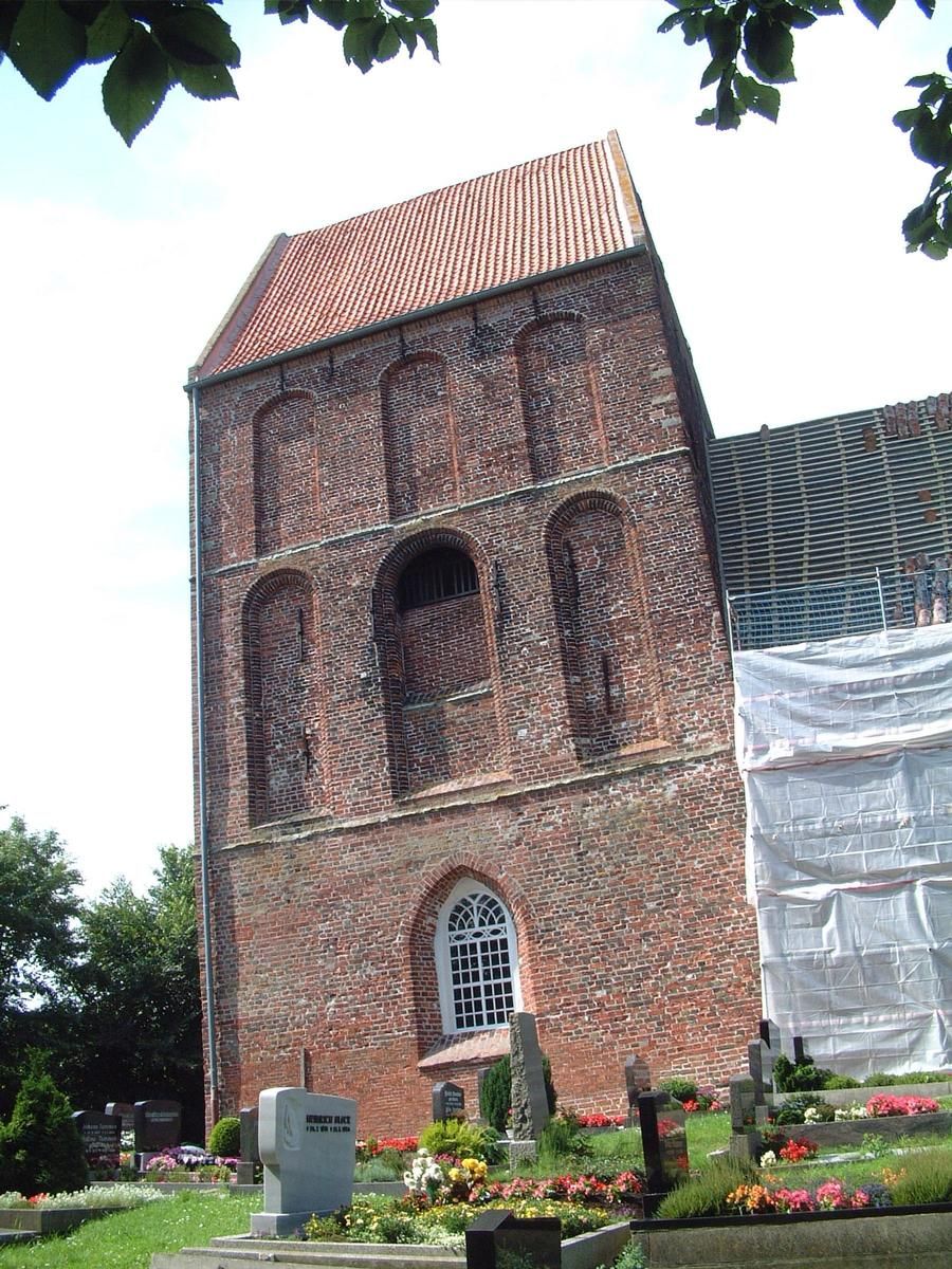 Kirchturm von Suurhusen (Ansicht von Süden) 