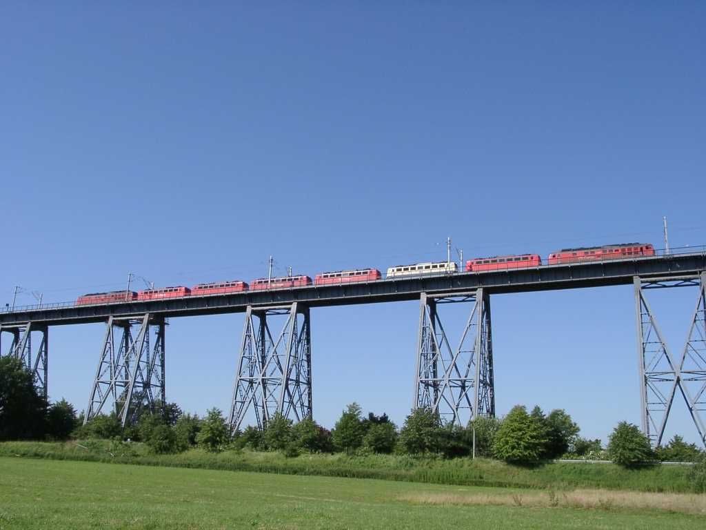 Lokomotivverband auf der Rampenbrücke Rendsburg [4] 