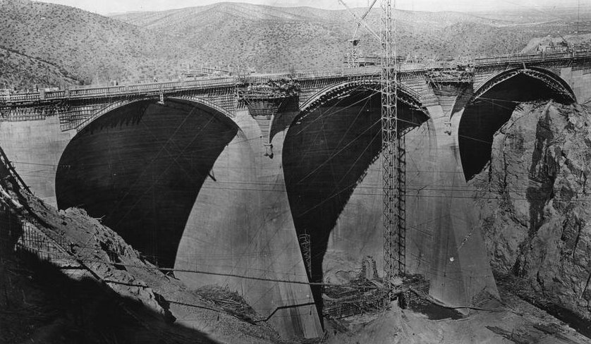 Coolidge Dam 
(HAER, ARIZ,11-PERI.V,1-31) 