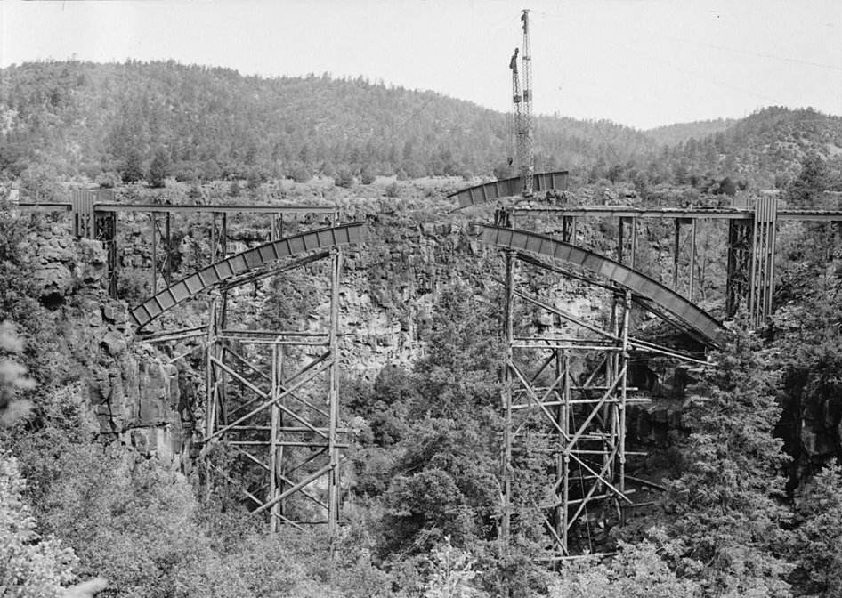 Cedar Canyon Bridge Spanning Cedar Canyon at Highway 60, Show Low vicinity, Navajo County, AZ (HAER, ARIZ,9-SHLO.V,1-21)