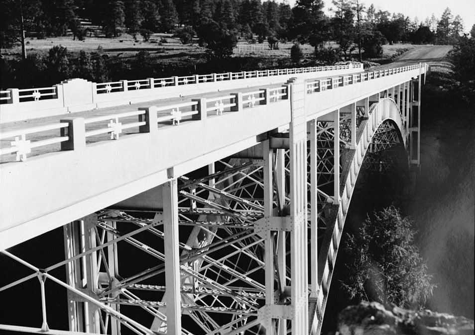 Cedar Canyon Bridge Spanning Cedar Canyon at Highway 60, Show Low vicinity, Navajo County, AZ (HAER, ARIZ,9-SHLO.V,1-22)