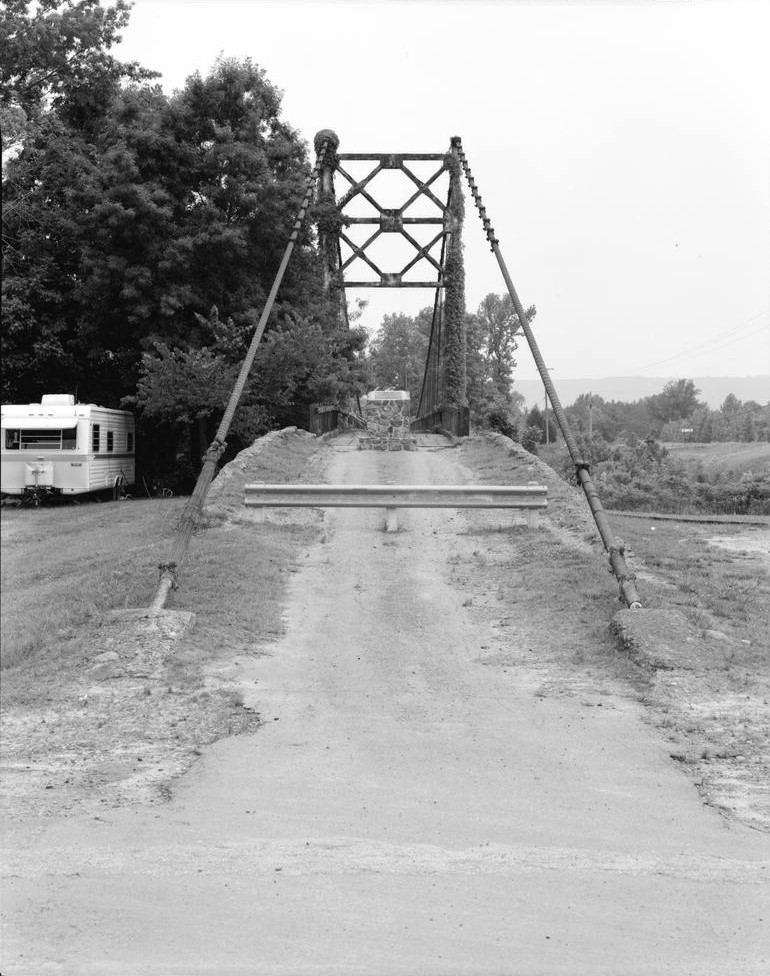 HAER: Winkley Bridge Spanning Little Red River adjacent to State Highwa, Heber Springs, Cleburne County, AR 
(HAER, ARK,12-HESP,1-1)