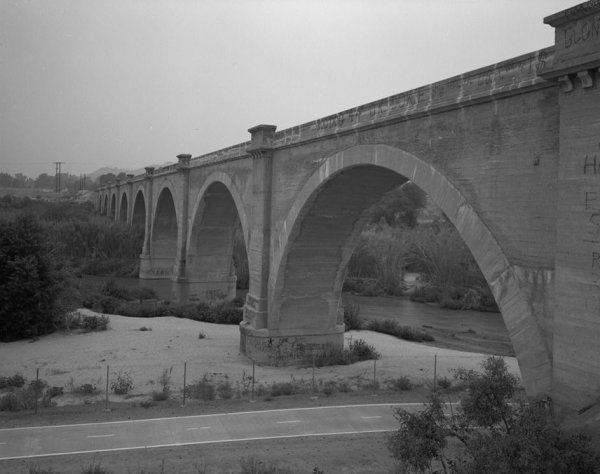 Union Pacific Railroad Bridge, Riverside, California. (HAER, CAL,33-RIVSI.V,1-5) 