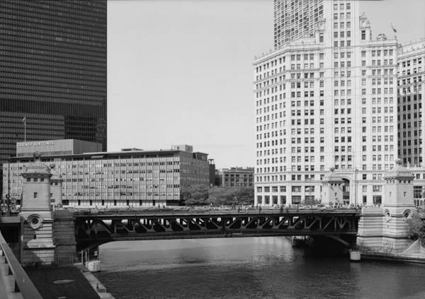 Michigan Avenue Bridge, Chicago. (HAER, ILL, 16-CHIG, 129-1) 