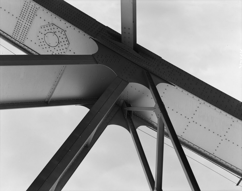 Centennial Bridge (HAER, IOWA,82-DAVPO,8-6) 