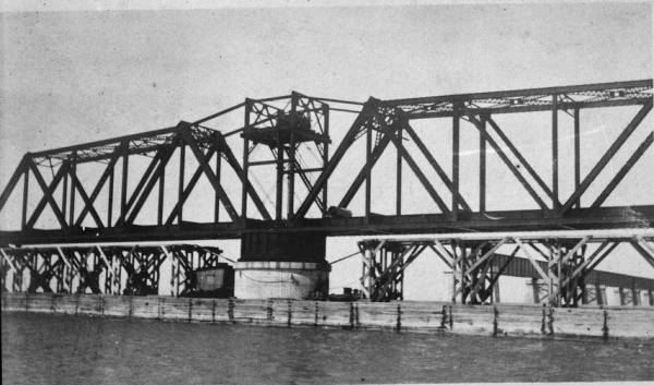 Moser Channel Bridge (HAER, FLA,44-KNIKE,1-35) 