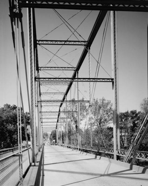 Williamsburg Bridge, Williamsburg, Kentucky. (HAER, KY,118-WILBU,1-7) 