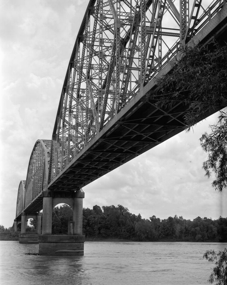 Krotz Springs Bridge, Krotz Springs, Louisiana. (HAER, LA,49-KROSP,1-12) 