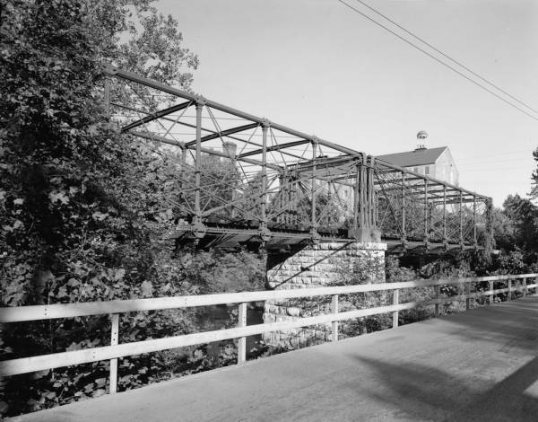 Bollman Truss Bridge. (HAER, MD,14-SAV,1-;DLC/PP-99:MD-22) 