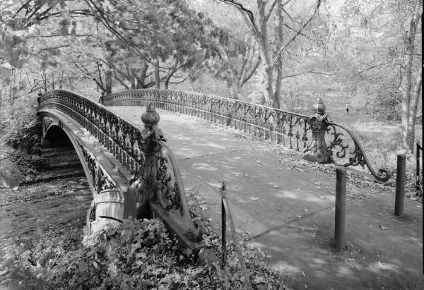 Central Park Bridges, Bridge No. 27 Three-quarter view from deck level looking southwest (HAER, NY,31-NEYO,153D-2)
