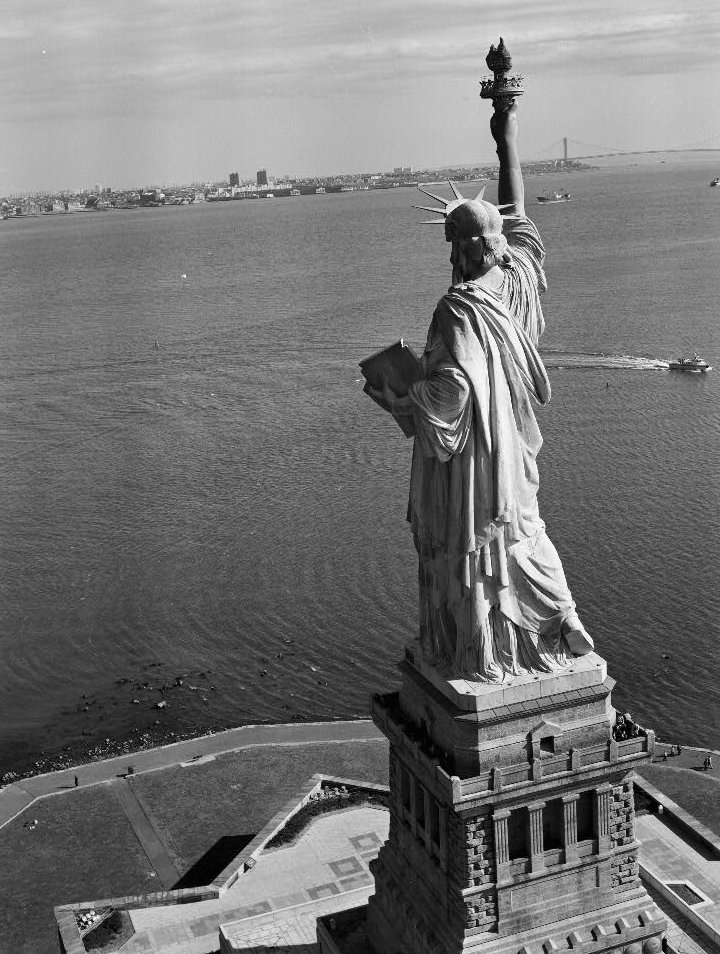 Statue of Liberty 
(HAER, NY,31-NEYO,89-9) 
