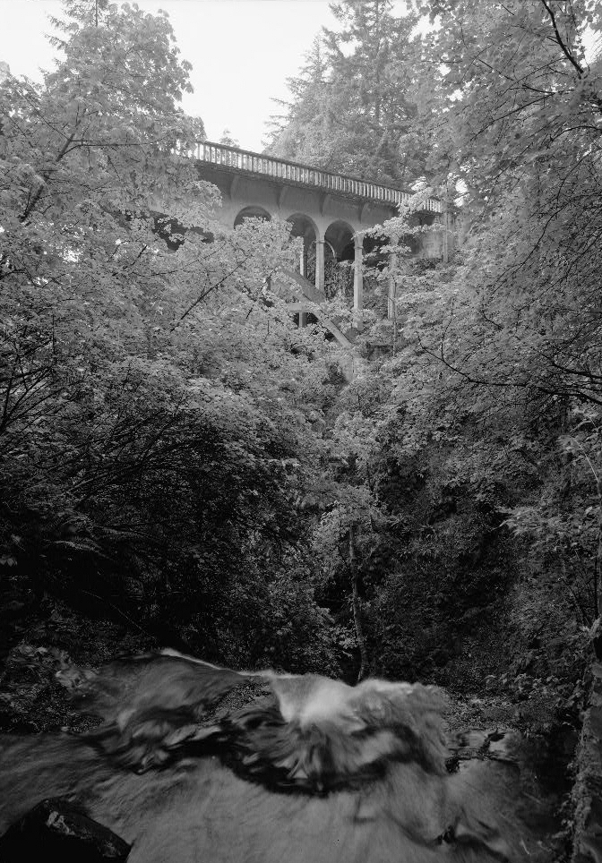 Shepperds Dell Bridge Spanning Young Creek at Columbia River Highway, Latourell vicinity, Multnomah County, OR (HAER, ORE,26-LATO.V,1-3)