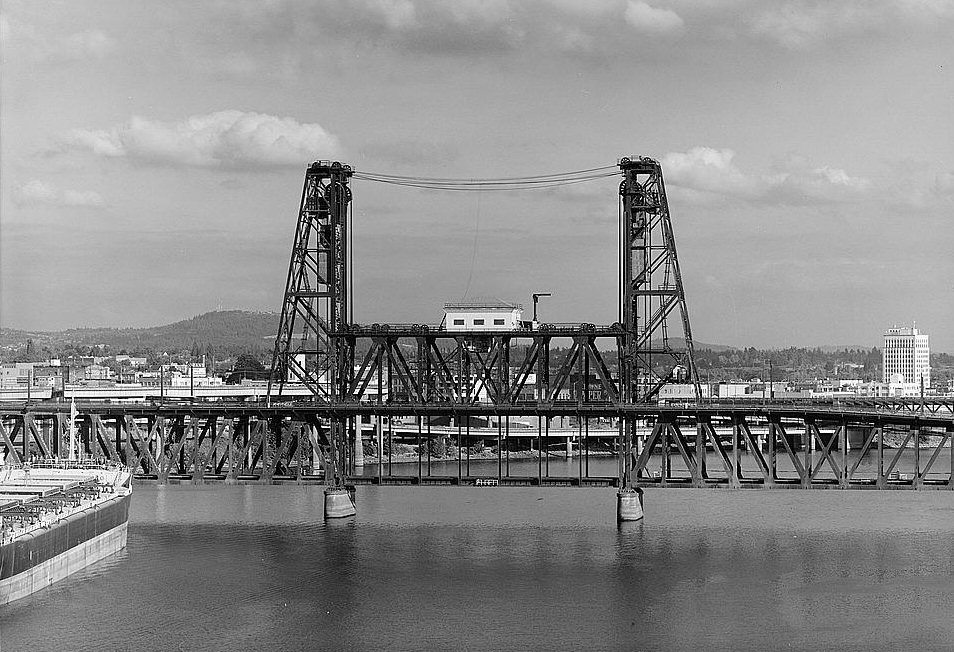 Steel Bridge, Portland, Oregon. (HAER, ORE,26-PORT,14-3) 