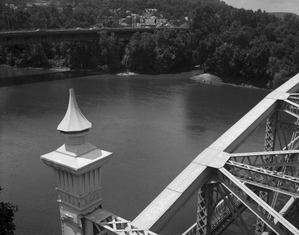 Bridgeport Bridge, Bridgeport, Ohio. (HAER, WVA,35-WHEEL,5-1) 