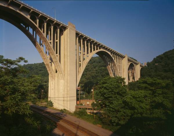 George Westinghouse Bridge, East Pittsburgh, Pennslyvania (HAER, PA,2-EAPIT,1-7) 