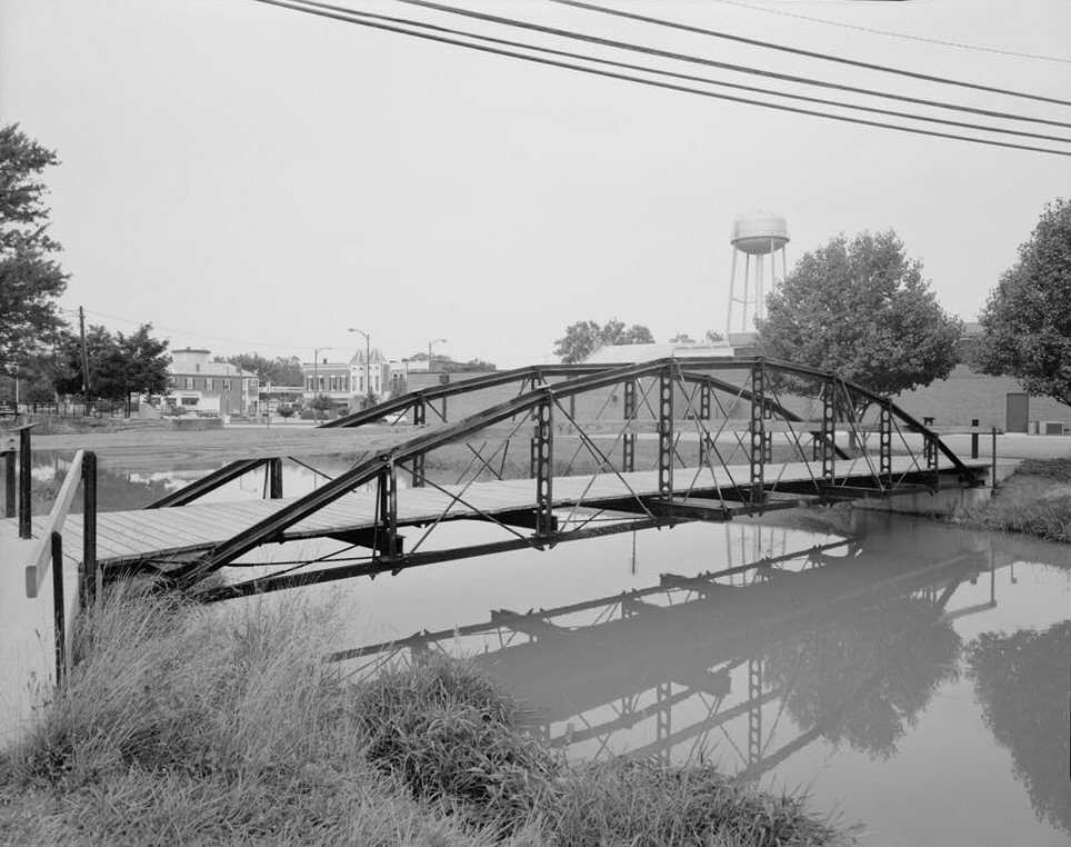 Blackhoof Street Bridge Spanning the Miami-Erie Canal, New Bremen, Auglaize County, OH (HAER, OHIO,6-NEWBR,1-2)
