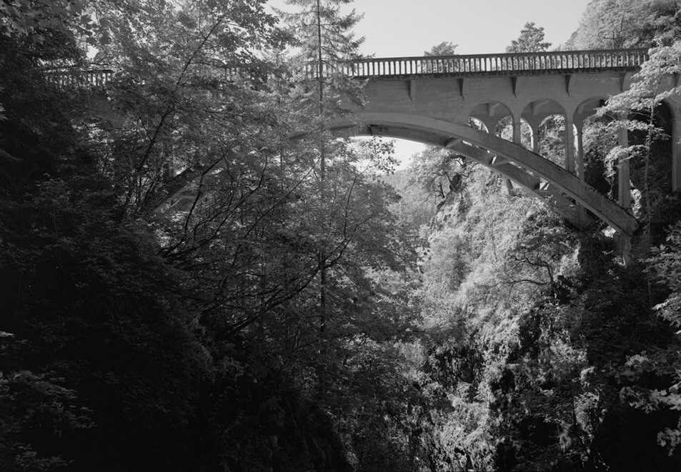 Shepperds Dell Bridge Spanning Young Creek at Columbia River Highway, Latourell vicinity, Multnomah County, OR (HAER, ORE,26-LATO.V,1-8)