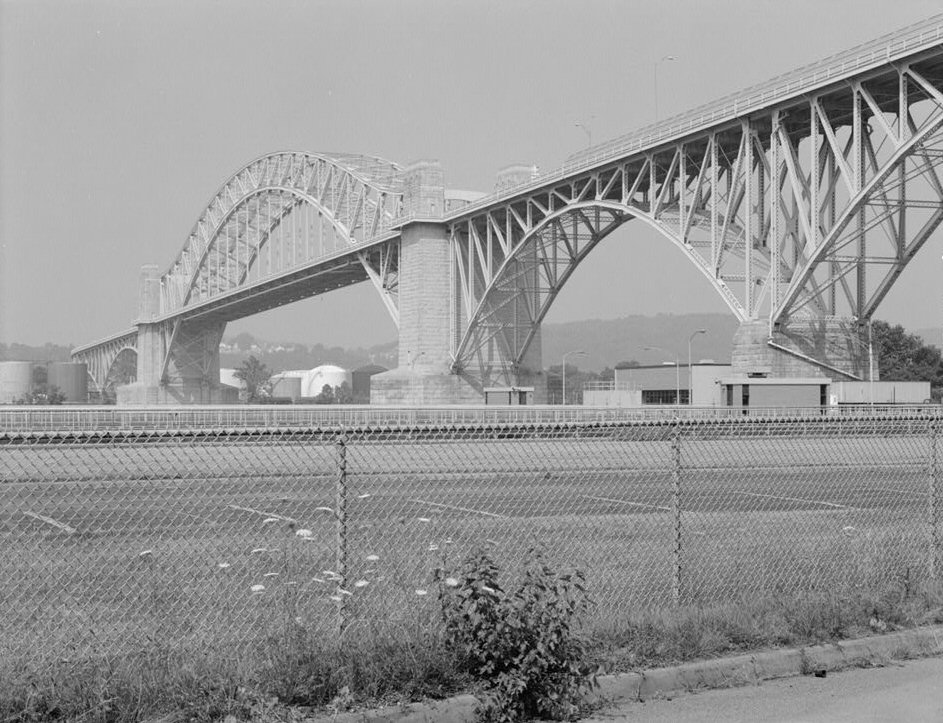 McKees Rocks Bridge, Pittsburgh, Pennsylvania. (HAER, PA,2-MCKRO,2-1) 