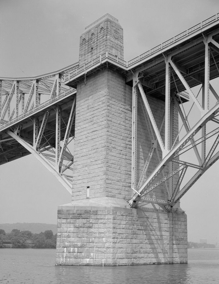 McKees Rocks Bridge, Pittsburgh, Pennsylvania. (HAER, PA,2-MCKRO,2-10) 