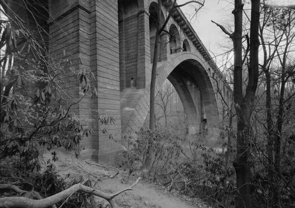 Walnut Lane Bridge, Philadelphia Walnut Lane Bridge, Spanning Wissahickon Creek, Philadelphia, Pennsylvania 
(HAER, PA,51-PHILA,731-3)