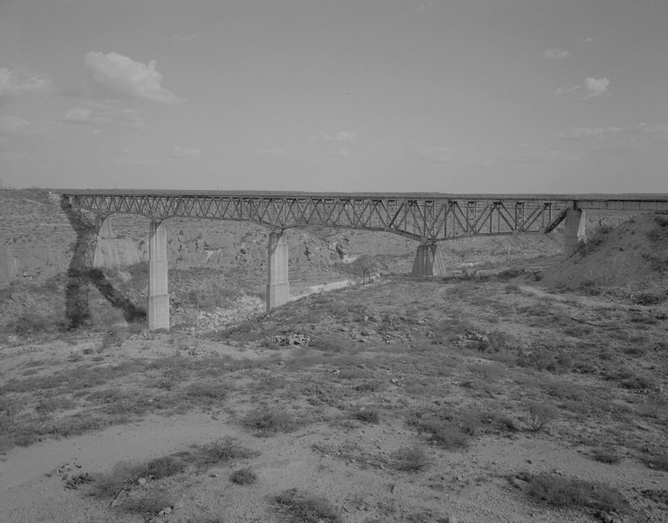 Pecos River Bridge, Langtry, Texas. (HAER, TX,233-LANG.V,1-6) 