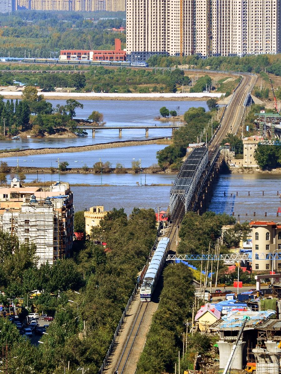Eisenbahnbrücke Harbin 
