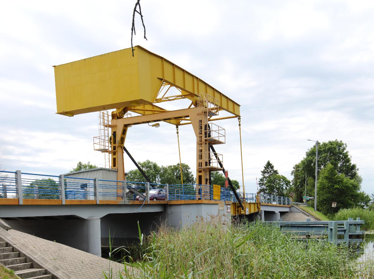 Pont de Rybina sur la Szkarpawa 